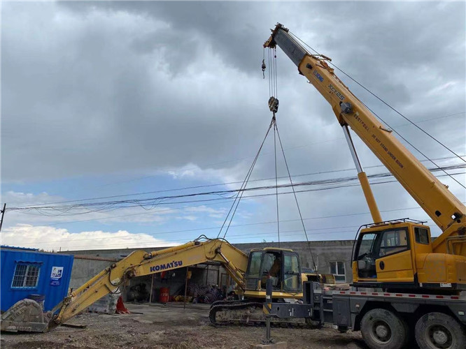 乐清市25吨吊车的工作半径是多少？